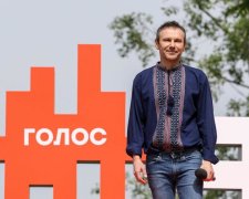 Потрапили в десяточку: хто з Вакарчуком  у "Голосі" піде до Ради