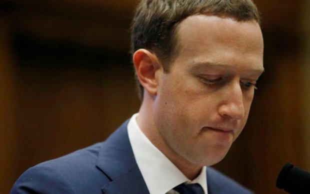Facebook признался, кому слил компромат на вас
