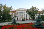 Львів'янам заборонили їсти морозиво, літо - без улюбленого смаколика: подробиці скандалу