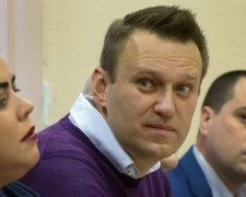 Адвокати спробують витягти Навального з лап Кремля