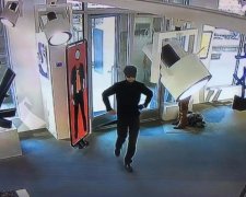 Американець пошматував картину за мільйони доларів