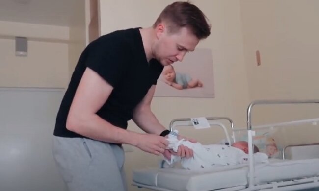 Рождение ребенка. Фото: Youtube