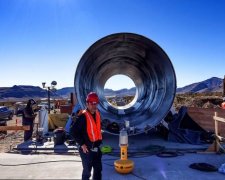 Маск показал сверхзвуковой тоннель для Hyperloop