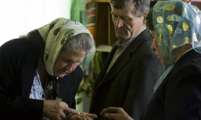 Тільки шибениці: українцям підвищили тарифи в 20 разів