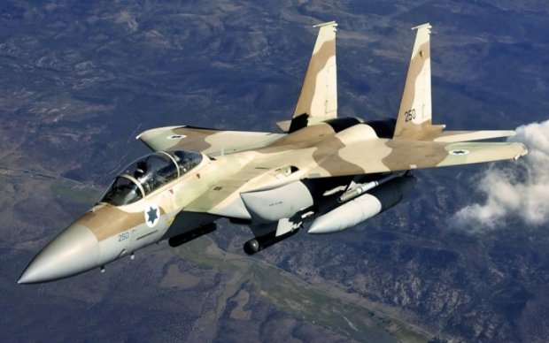 ВПС Ізраїлю знову вдарили по урядовим військам Сирії
