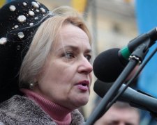 Скандальная "блондинка в политике" приравняла англоязычных украинцев к алкоголикам