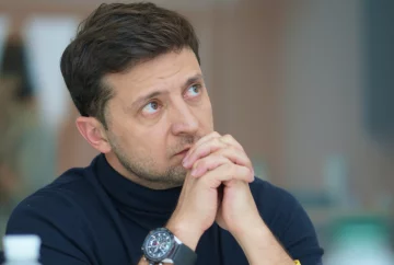 Зеленський терміново підняв у небо президентський літак заради порятунку дітей
