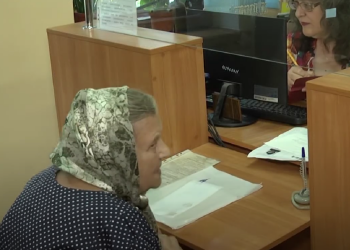 Пенсіонерка. Фото: скрін youtube