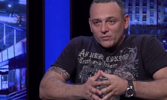 Слуга народу Бужанський потрапив у скандал з тухлою окрошкою - отруєні діти під крапельницями