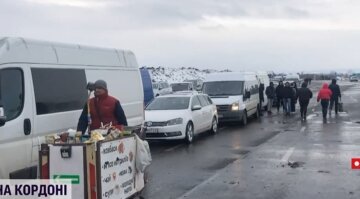 Черги на польсько-українському кордоні, скріншот з відео