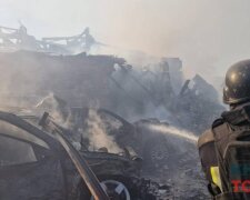 Последствия авиаудара по частному сектору Харькова