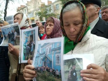 "Молитесь за Путина": в Винницкой области зреет бунт из-за московских попов