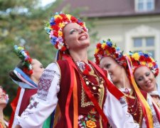 "Киев Москву породил, он же ее и убьет": тупой ватнице пояснили кардинальное отличие украинцев