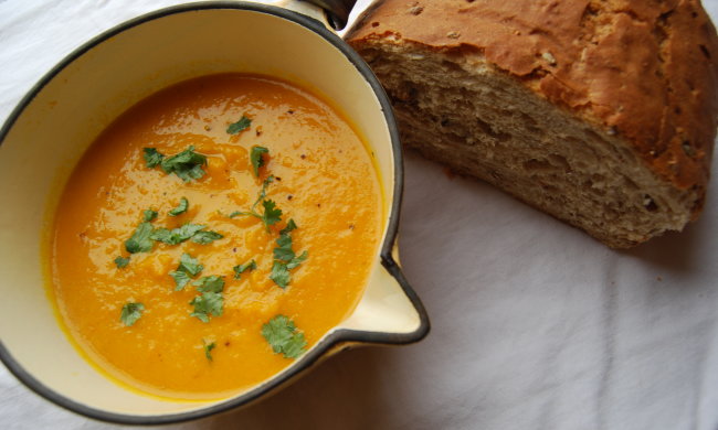 Відірватися неможливо: рецепт медово-морквяного супу