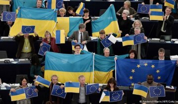 Депутаты Европарламента начали проверять ход реформ в Украине