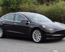 В сети слили фото новой бюджетной Tesla