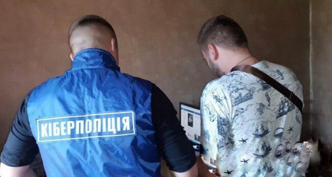 Запорожской живодерке объявили о подозрении – "звезде" банды нелюдей светят годы на нарах