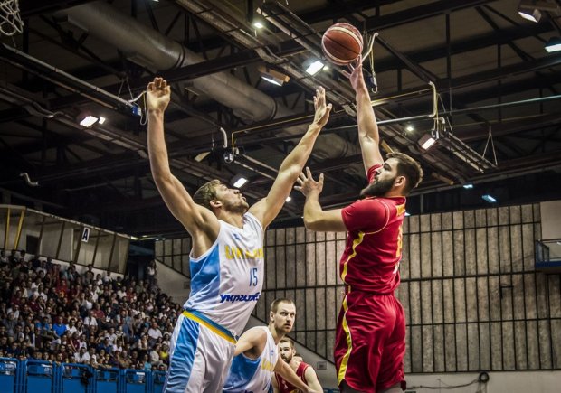 Сборная Украины по баскетболу проиграла Черногории