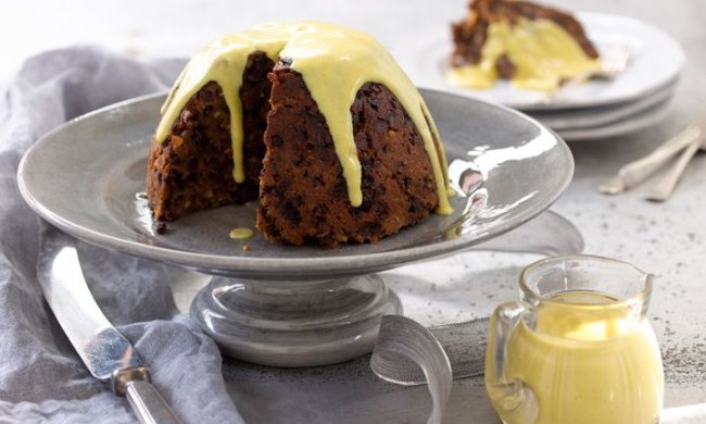 Осінній рецепт: сливовий пудинг з ваніллю і корицею