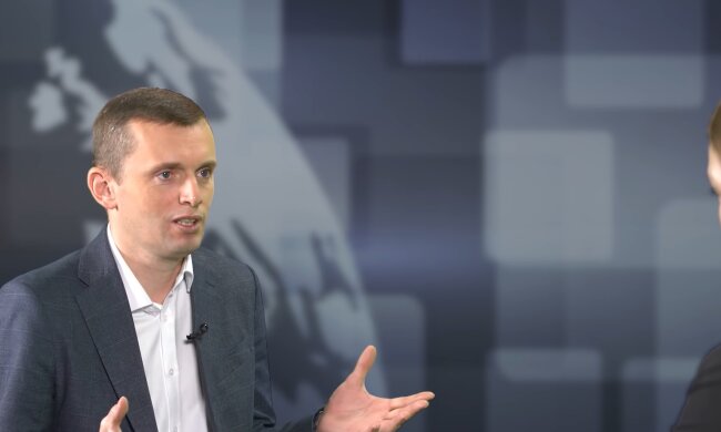 Руслан Бортник
