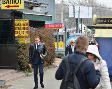 Курси валют: долару передбачили нове піке