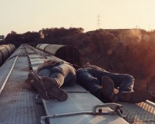 Троє підлітків у Вінниці хотіли зробити селфі на поїзді: один загинув