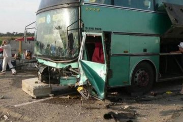 Поворот смерті: переповнений автобус потрапив у криваву аварію