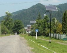 Ліхтарі на сонячних батареях встановили в карпатських селах