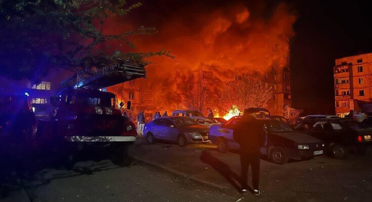 Последствия ракетной атаки, фото: МВД Украины