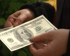 Курс долара. Фото: скрін youtube