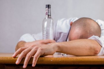 Горілка-вбивця і далі косить українців