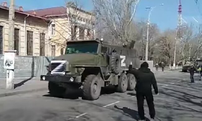 Российские оккупанты. Фото: скрин youtube