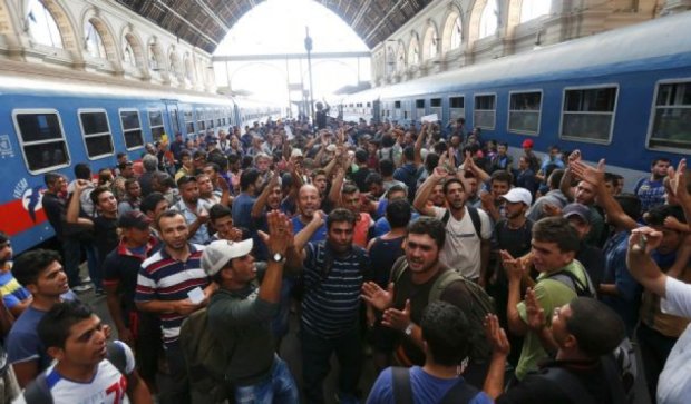  В Будапеште отменили поезда из-за мигрантов