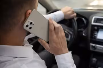Авто, телефон, кадр из видео