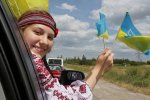 Мешканці Маріуполя влаштували святковий автопробіг на День Незалежності (фото)