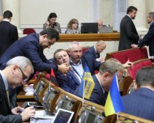 Парламентарі переглянуть закон про Конституційний суд