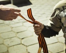 Пильна емігрантка знайшла гніздо "руського миру" в Каліфорнії