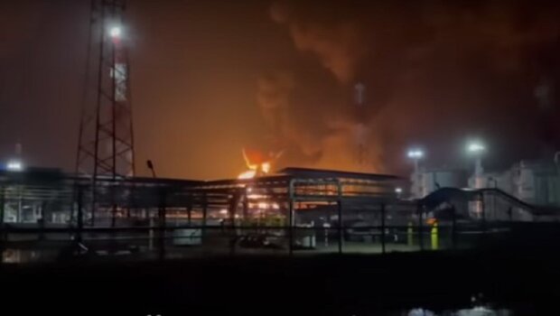 Пожар на нефтебазах, Брянск. Фото: YouTube