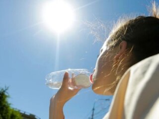 Жара в Украине: метеоролог предупредил о +40°C