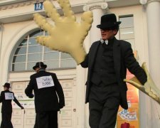 Головне за ніч: судилище у Кемерово та тривожне попередження українським банкам