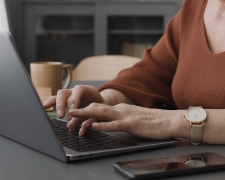 Ноутбук. Фото: скрін youtube