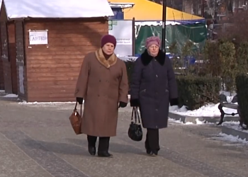 Пенсіонери. Фото: скрін youtube