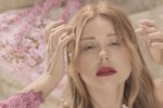 Тина Кароль разделась для нового клипа (видео 18+)