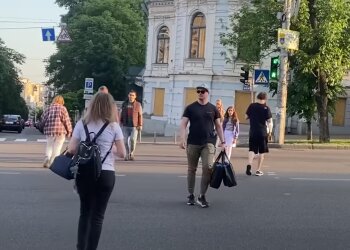 Українці. Фото: скрін youtube