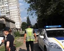 В Днепре труп седого мужчины нашли под окнами - устал от одиночества