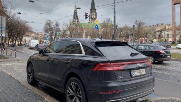 Автомобіль Роксолани Москви. Фото: Lviv.Media