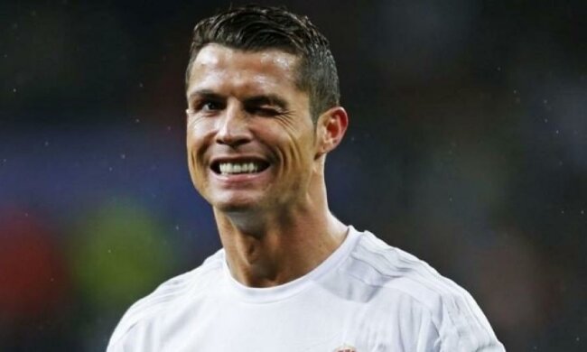 Зірка UFC розповіла про новий контракт лідера атак "Реала"