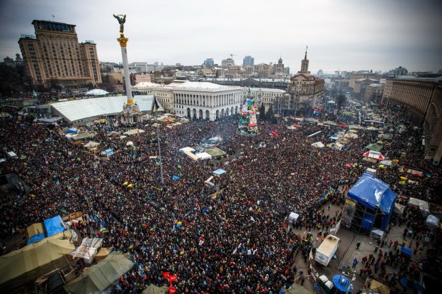 В сети показали, как Порошенко "выносил раненых" на Майдане: немного не похоже на его рассказ