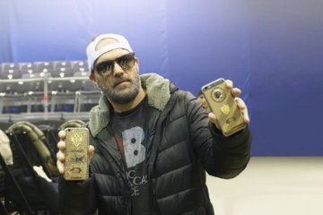 Фронтмен Limp Bizkit завів собі "золотого Путіна" (фото)