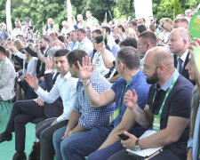 "Слуга народа" показала первую двадцатку кандидатов в нардепы: опубликован список